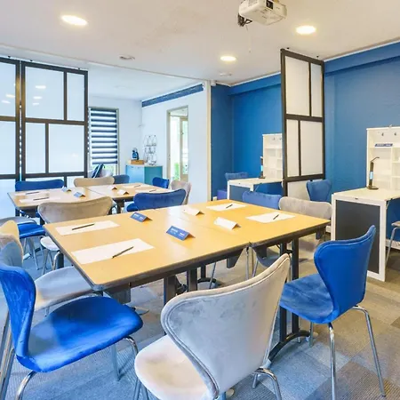 Campanile Nature - Lille Est Hotel Villeneuve-d'Ascq