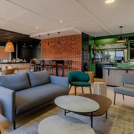 Hotel Campanile Lille Est - D'ascq 3*