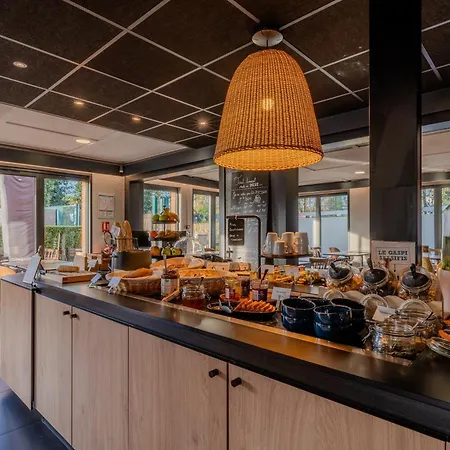 Campanile Nature - Lille Est 3*