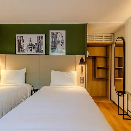 Hotel Campanile Lille Est - D'ascq 3*