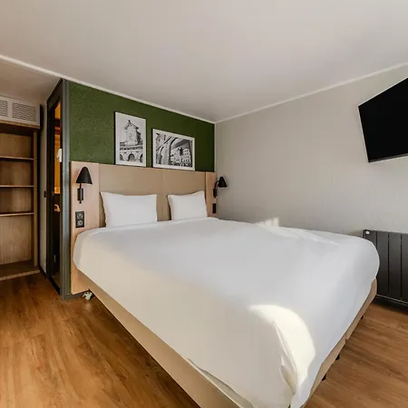 Campanile Lille Est - D'ascq Hotel 3*