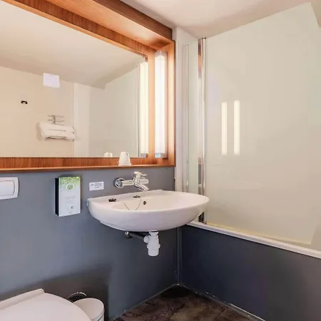 Campanile Nature - Lille Est 3*