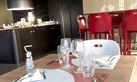 Campanile Lille Est - D'ascq Hotel 3*