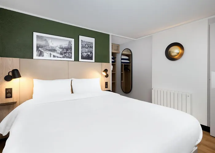 Campanile Nature - Lille Est 3* Villeneuve-d'Ascq