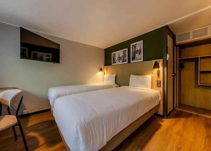 Otel Campanile Nature - Lille Est