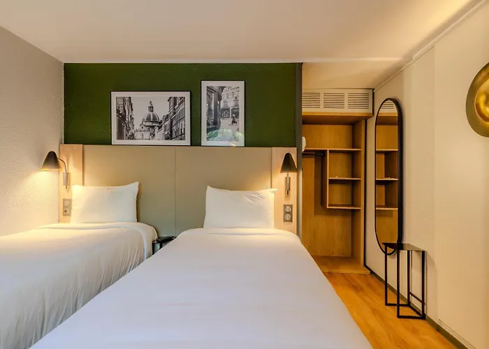 Otel Campanile Nature - Lille Est 3*