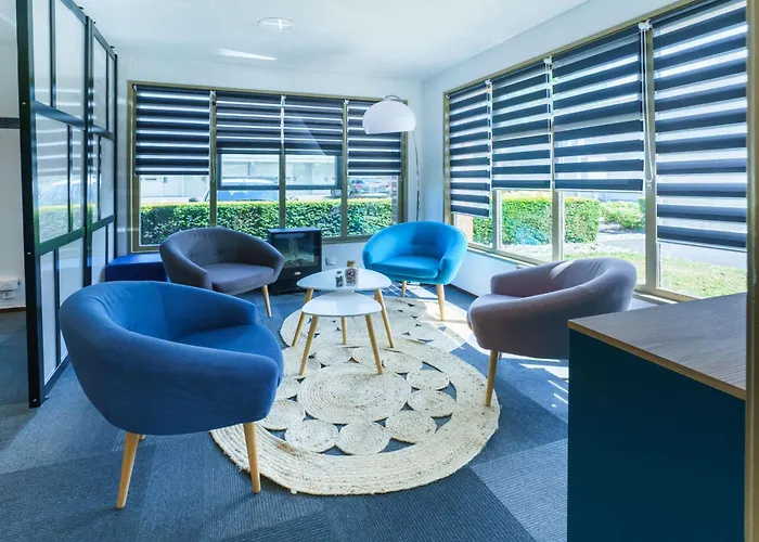 Otel Campanile Nature - Lille Est 3*